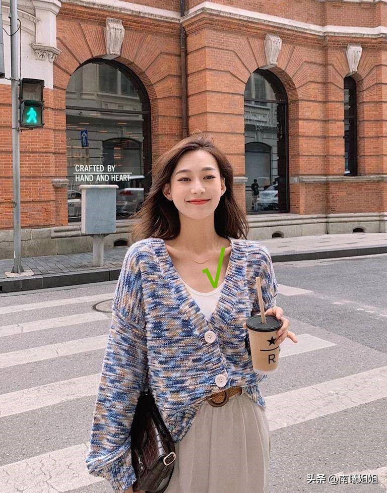 今年最流行洋气的打底衫,今年流行的打底衫好看