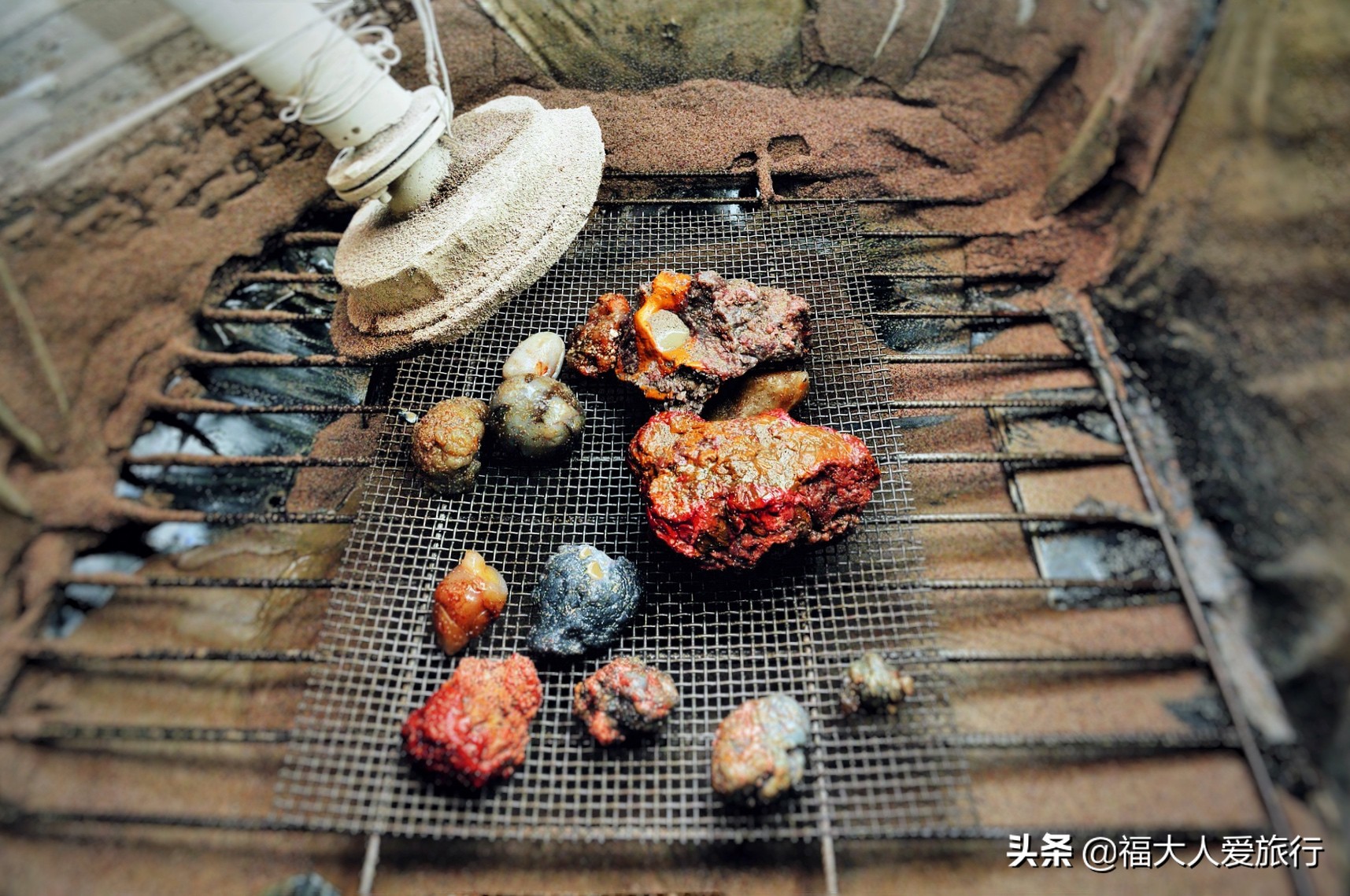 阿拉善玛瑙原石大量出售,阿拉善玛瑙原石出售