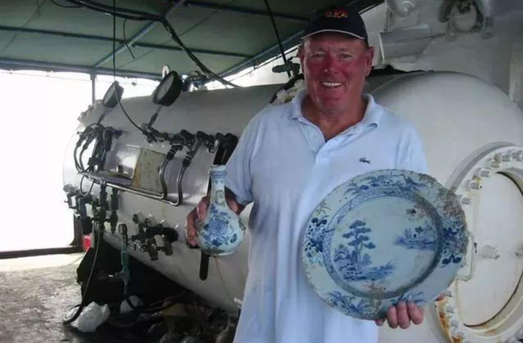 他疯狂偷捞南海古沉船，运到海外公开拍卖10多亿，最后下场如何？