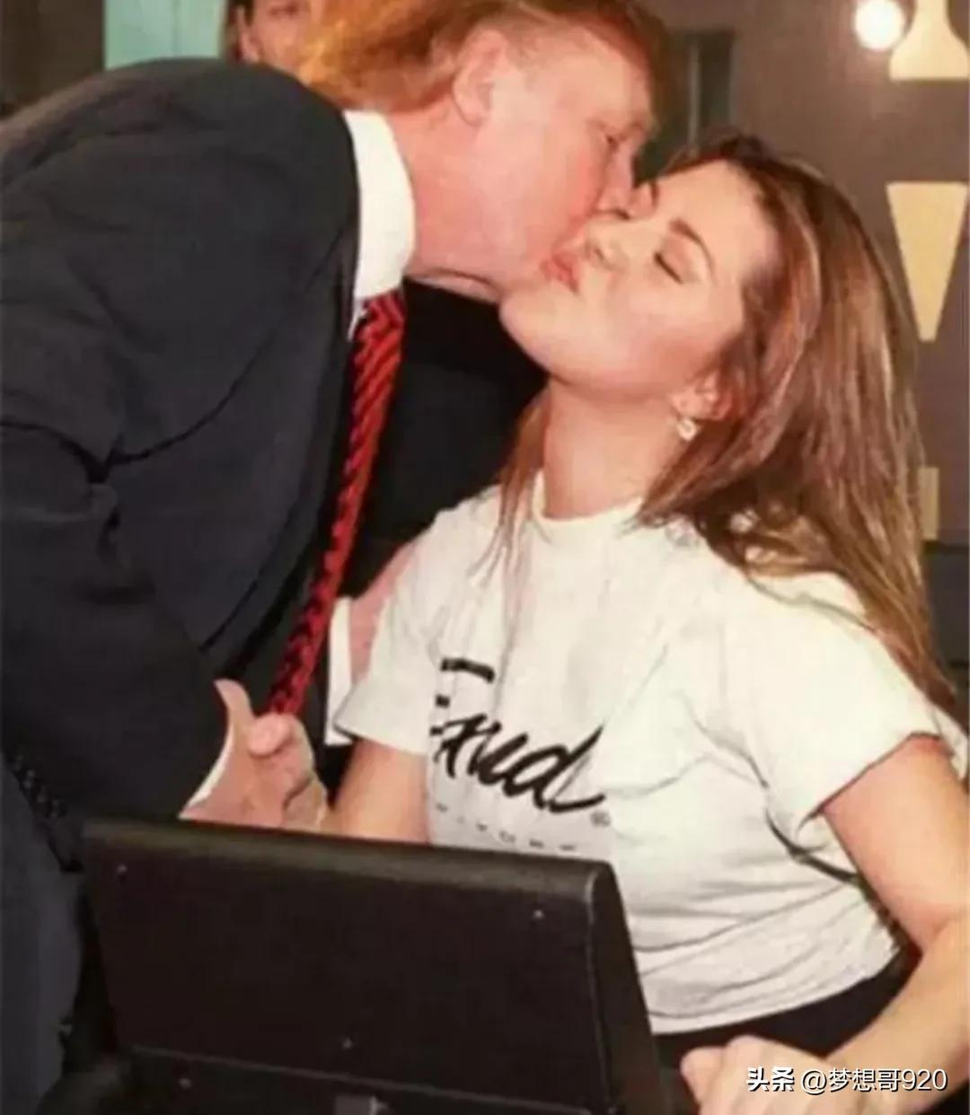 特朗普亲吻女人,特朗普吻梅拉尼娅