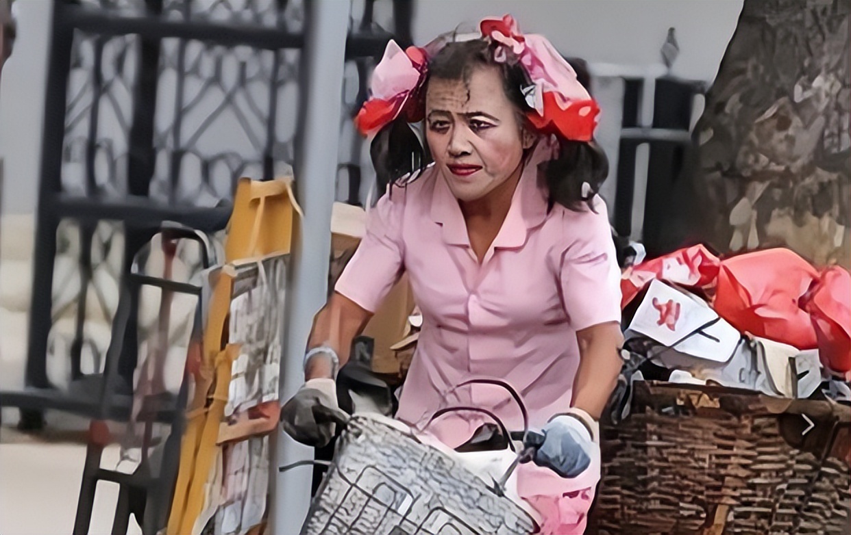 “异装癖”大喜哥：捡垃圾20年，只为还清18万欠款，爆火后怎样了