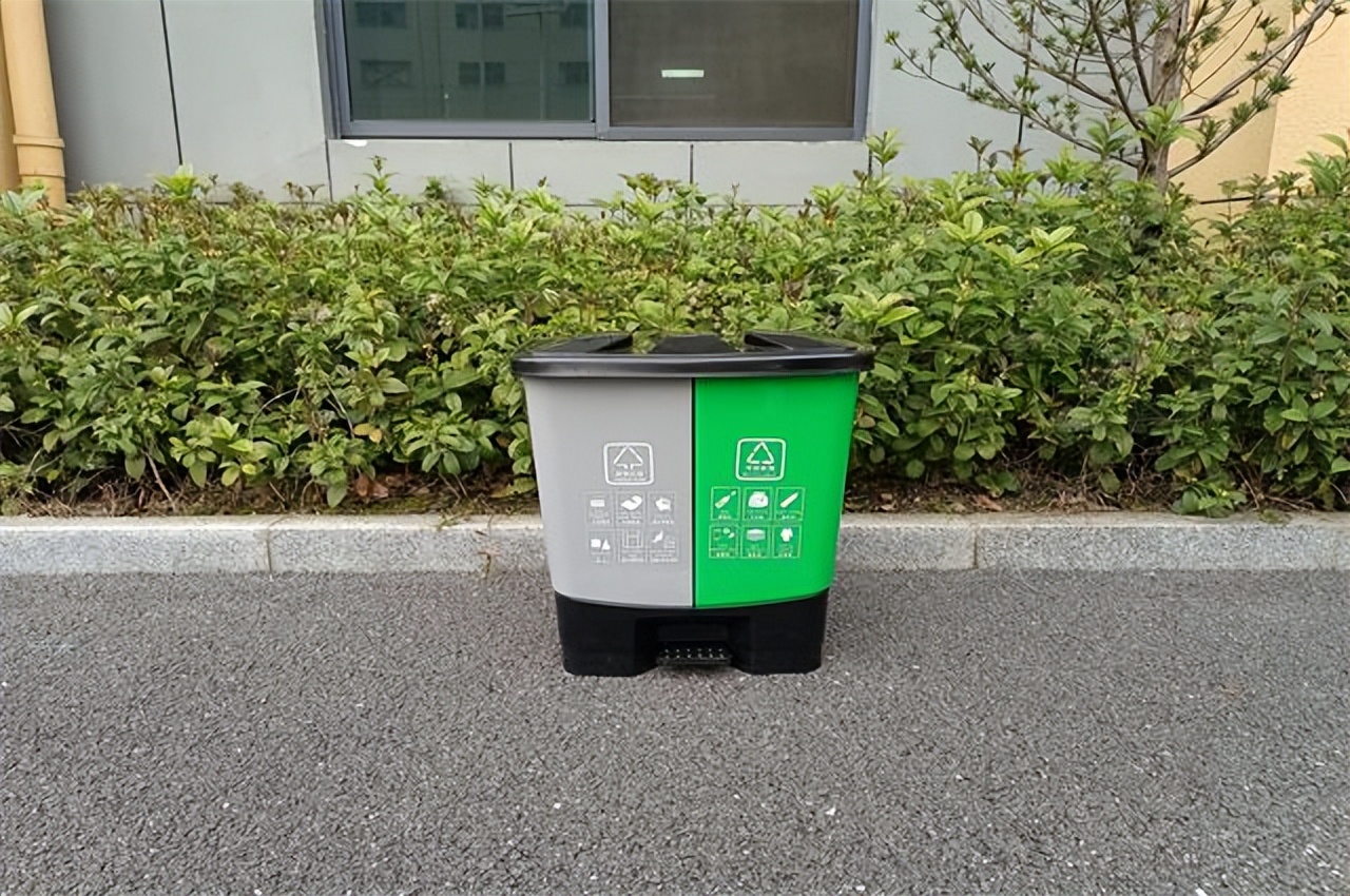 户外垃圾桶一般多大,户外垃圾桶的款式有哪些