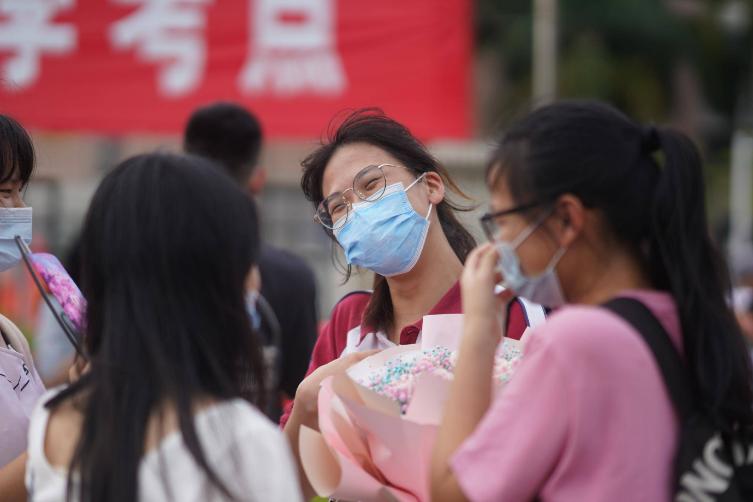 2024年高考女生报考什么专业好,2024年理科女生报什么专业好