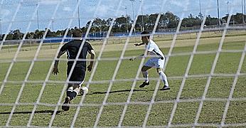 七种射门方法助你打入更多进球,10种射门练习