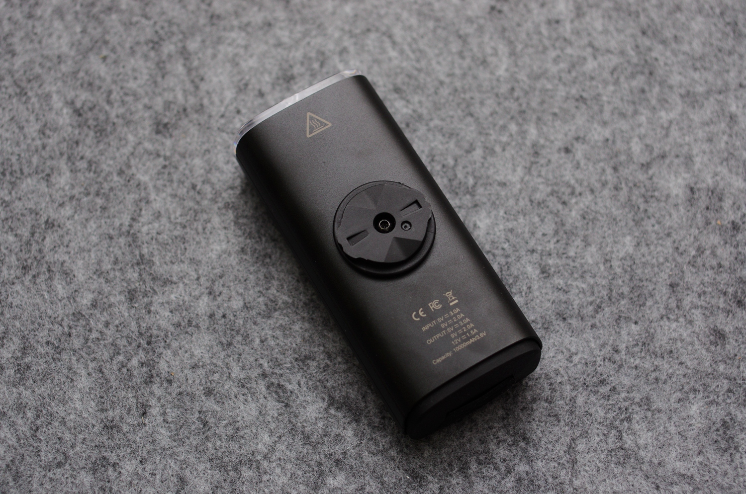 前行的路一片坦途,前行的道路一片光明