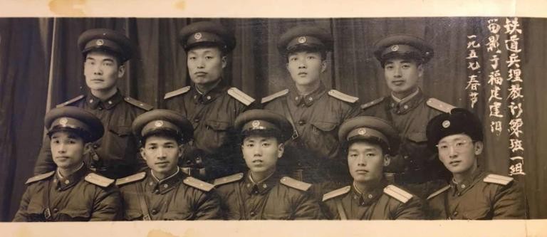 铁 路 情 缘 作者：铁二代 卢州