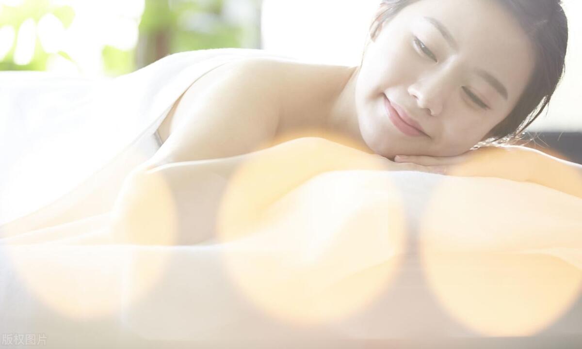 老公晚上睡觉前咳嗽,老公最近莫名晚上咳嗽