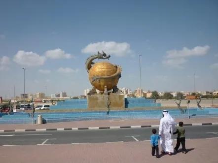 广东28岁小伙，迪拜打工被骗，无奈跑起外卖，每天20单月入8000