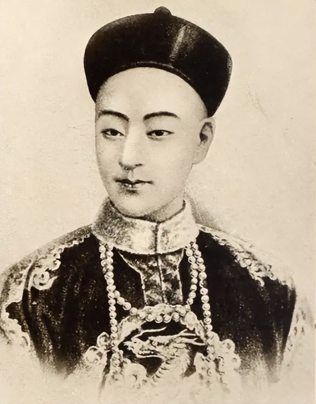 溥仪为什么会娶末代皇帝,末代皇帝溥仪为何一生不能生育