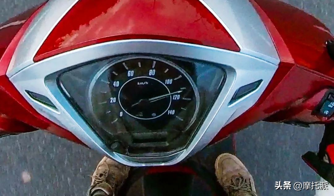 本田lead125新老款区别,本田lead125到底值不值得入手