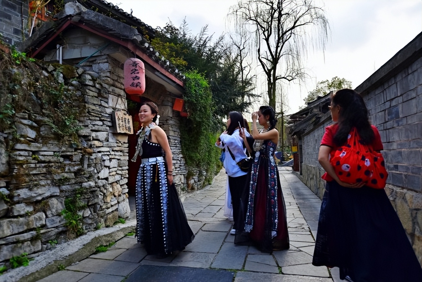 贵州青岩古镇旅游线路攻略,贵州省青岩古镇旅游攻略