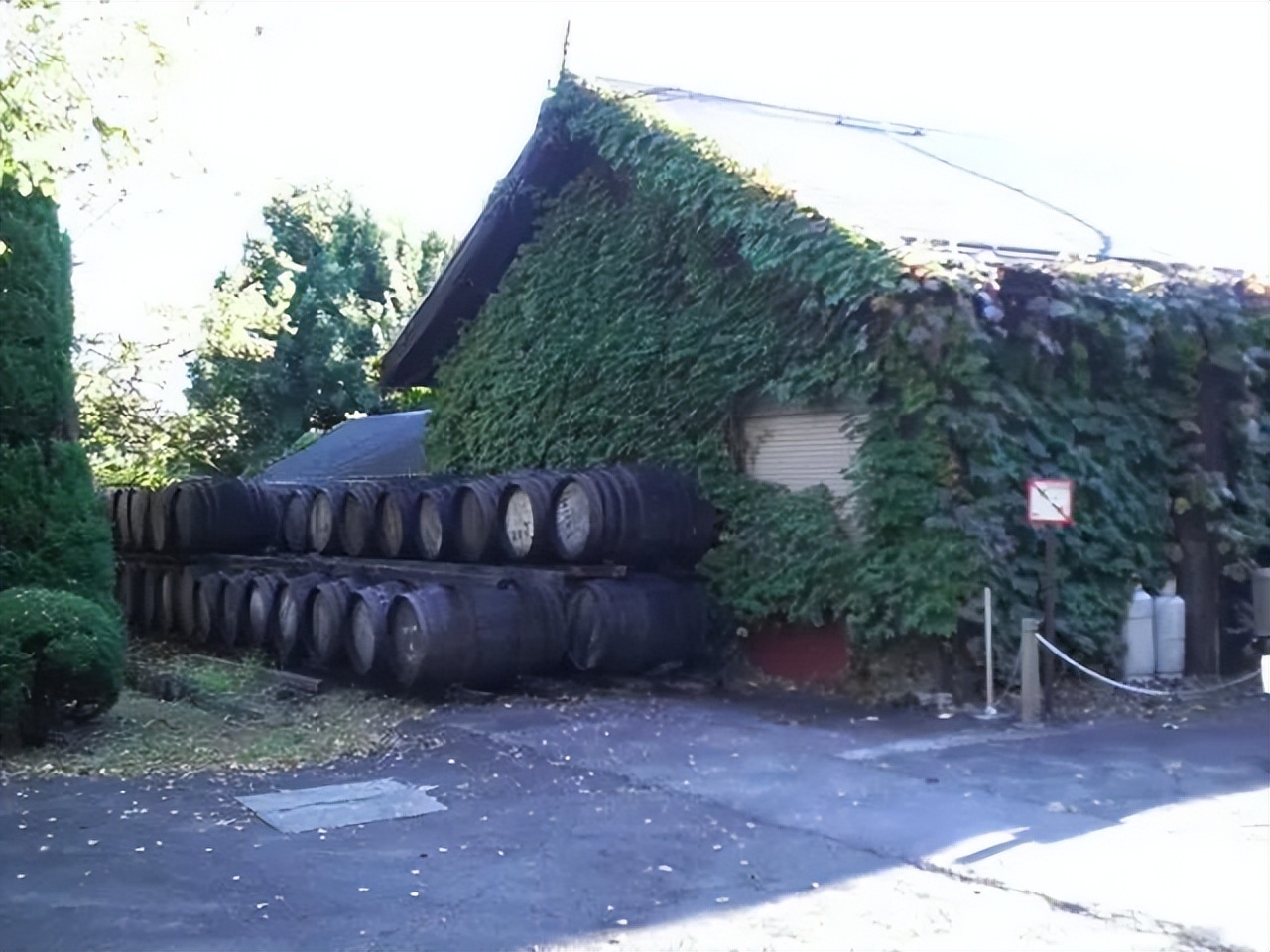 山崎威士忌和茅台,日本山崎酒对比茅台
