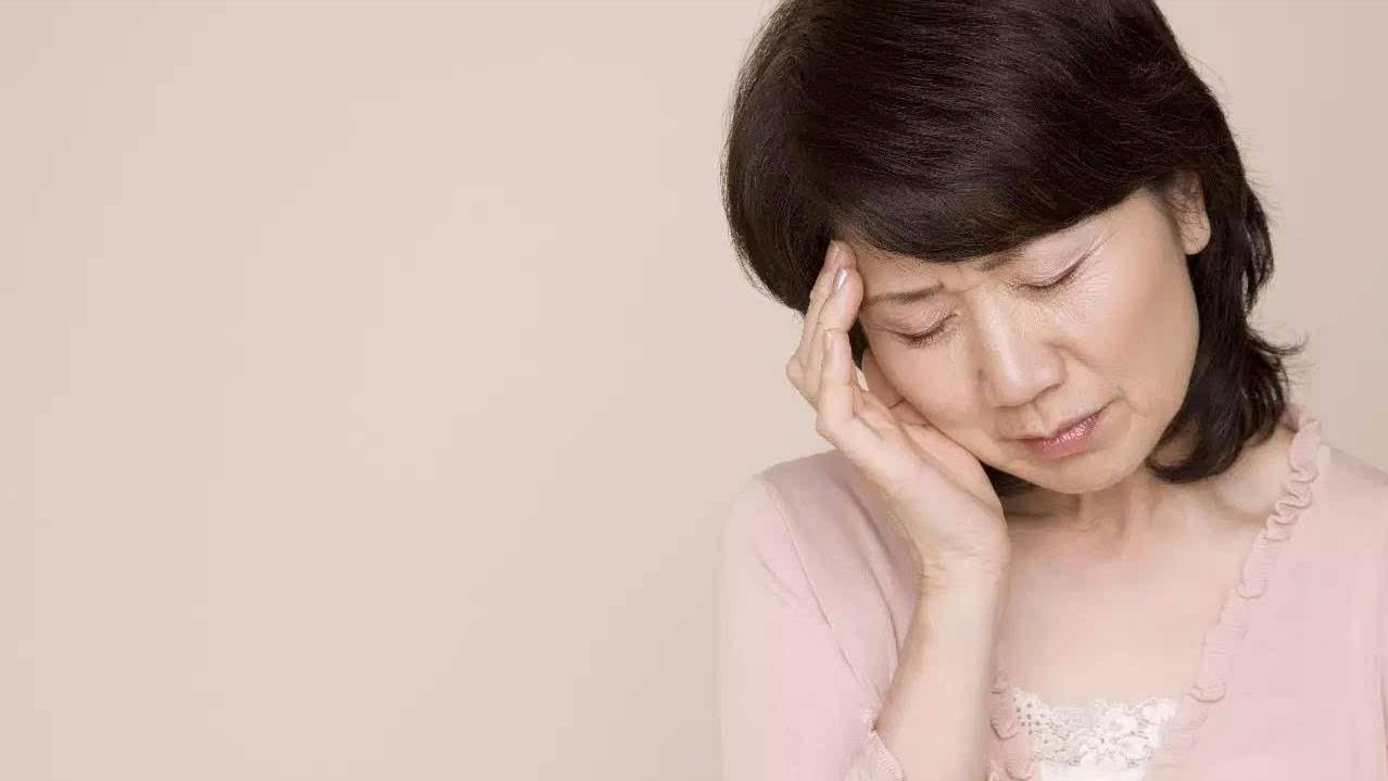 绝经对女人身体好处坏处有哪些,女人绝经的好处和坏处是什么