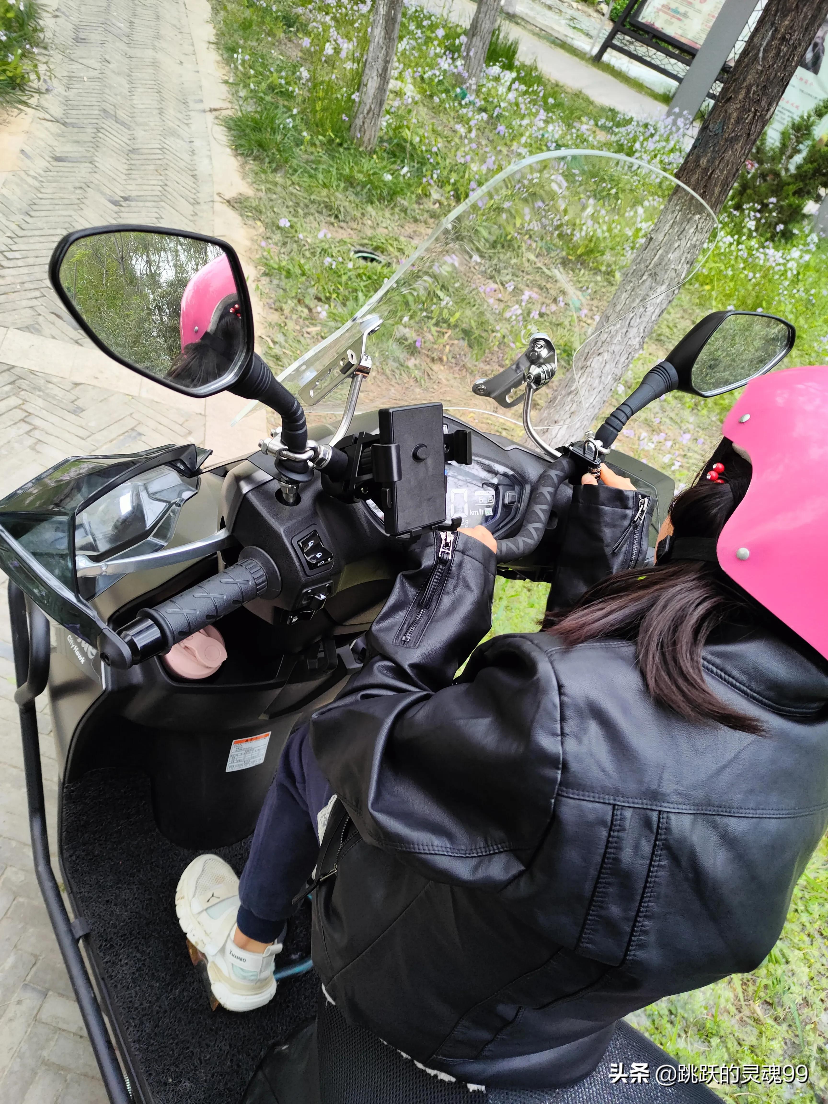 豪爵afr125踏板售价现在有优惠吗,万元内150豪爵踏板