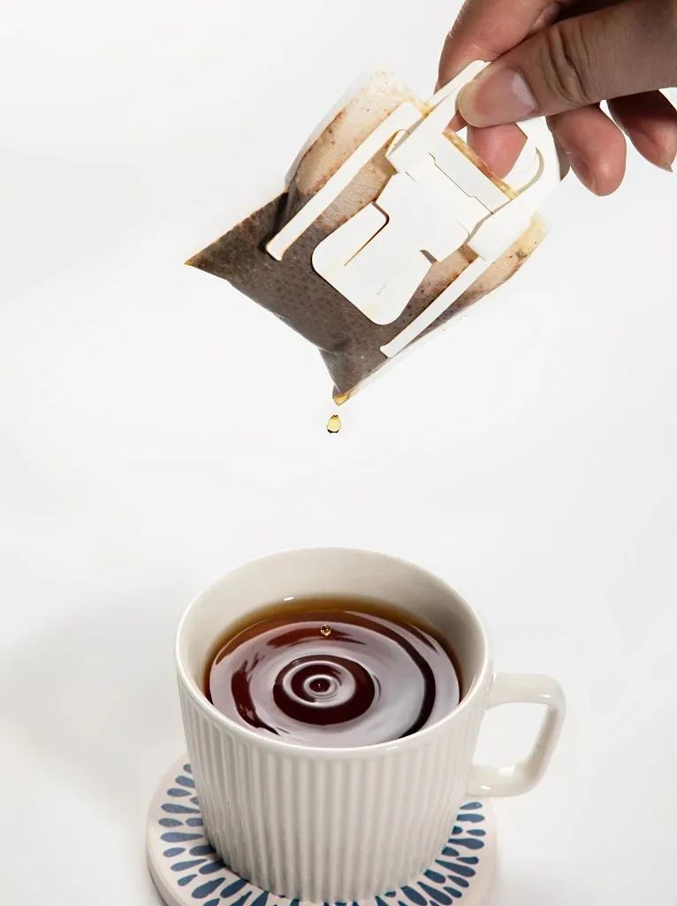 挂耳咖啡和速溶咖啡哪个更健康,冲泡挂耳咖啡的水温多少度为最佳