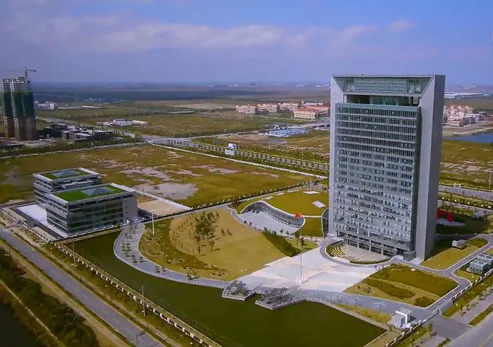 投资120亿建设新能源基地,40亿元打造新能源项目