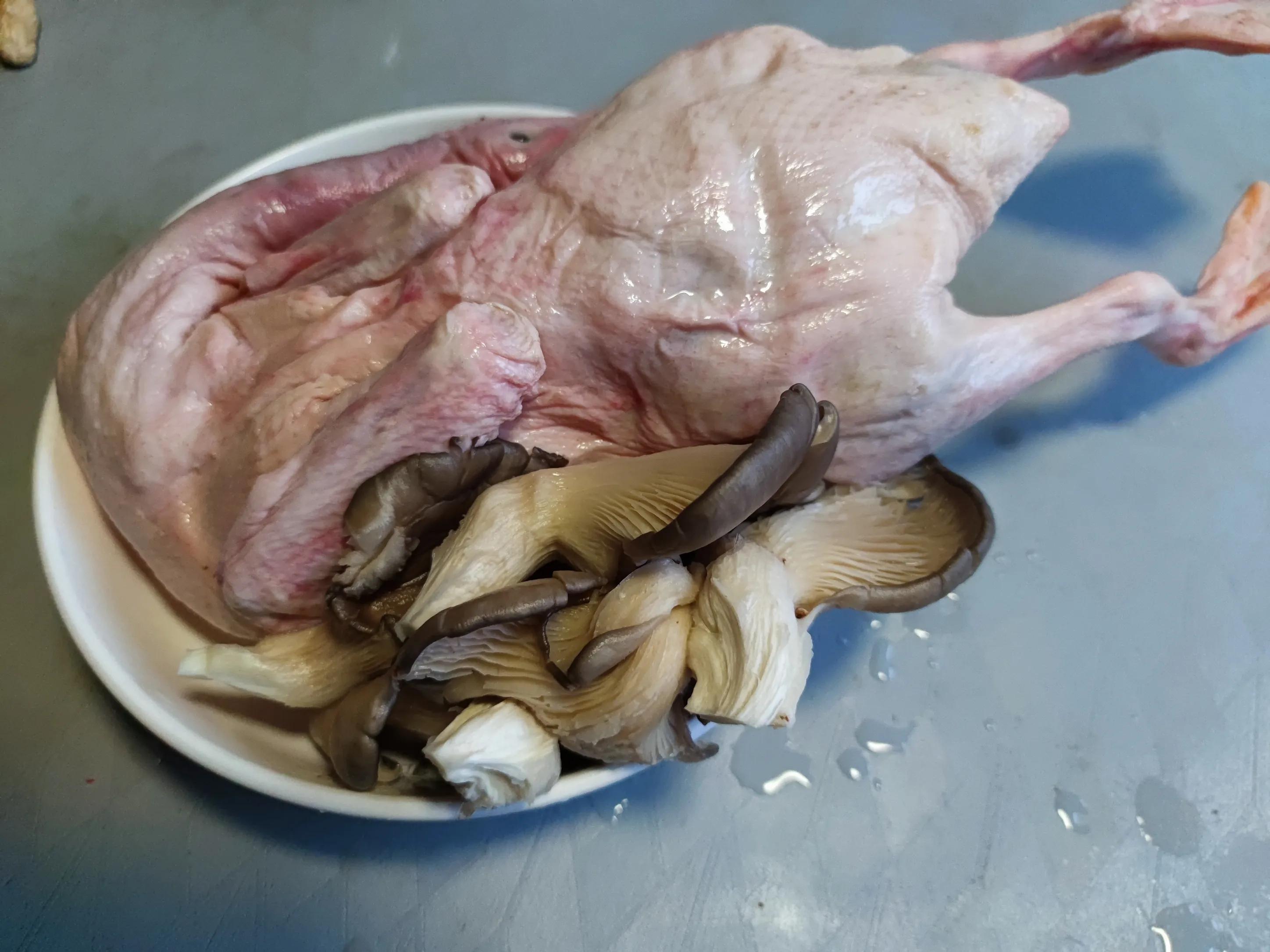 今日小雪天冷了记得添衣保暖,明日小雪吃什么食材