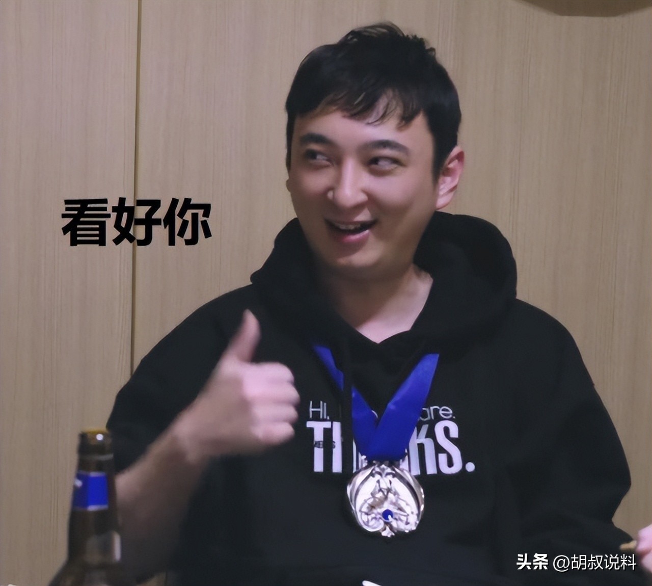 王健林之子王思聪现在的情况如何,王健林债务危机全过程