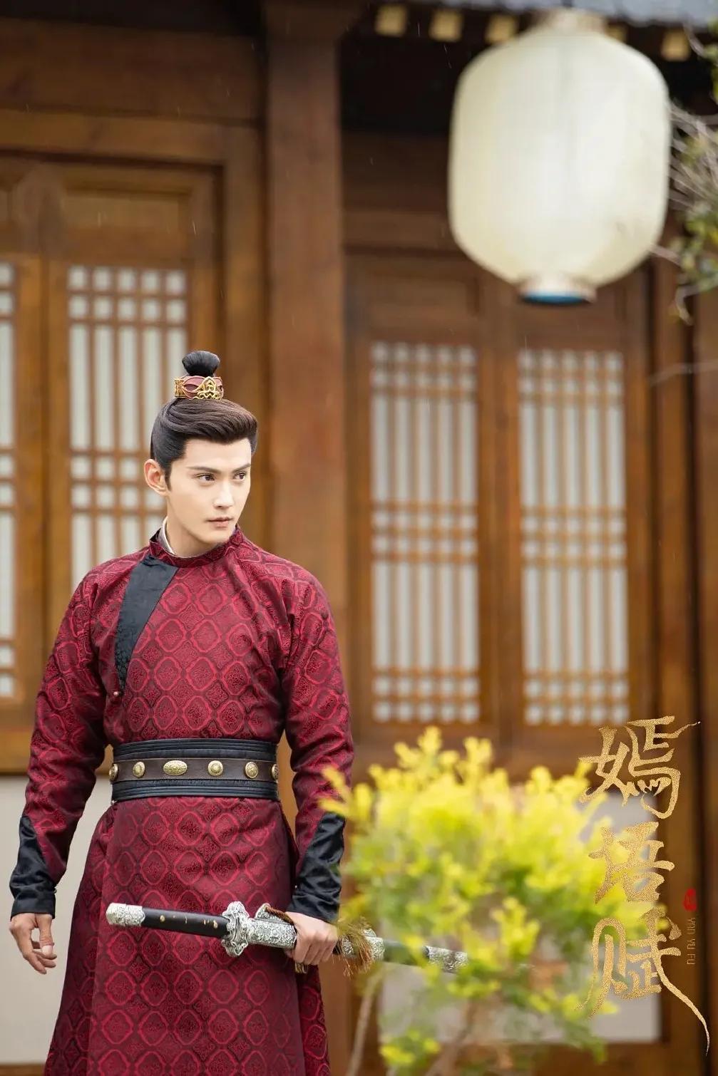 那些惊艳了时光的古装男,真正的古装美男无惧任何造型
