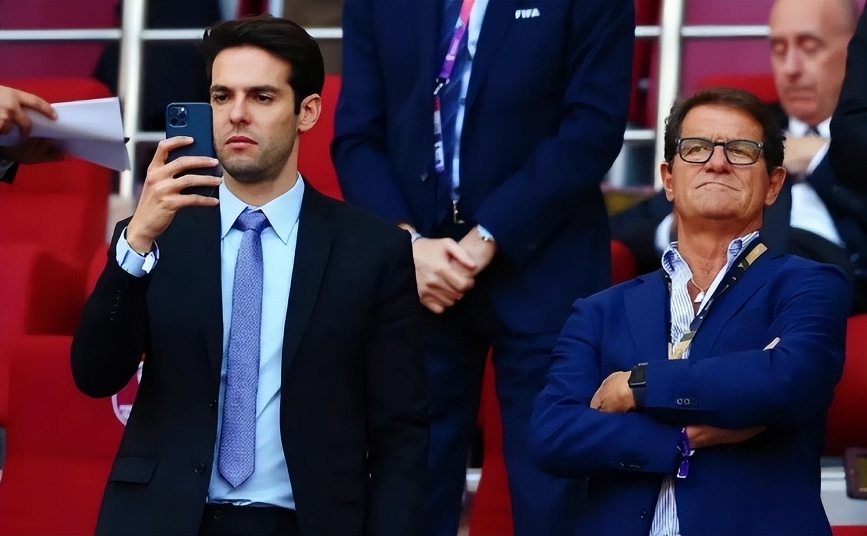 足球名将卡卡现状,巴西金童卡卡退役视频