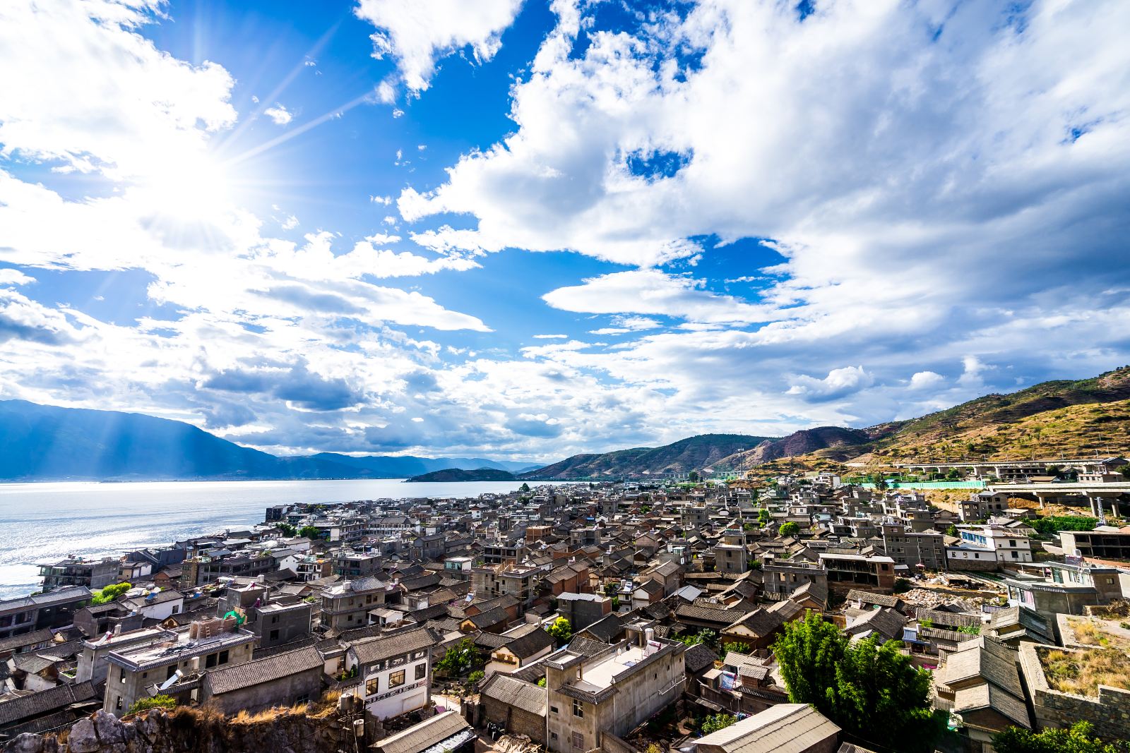 云南旅游景点主要有哪些景区,云南可以玩的旅游景点排名前十大