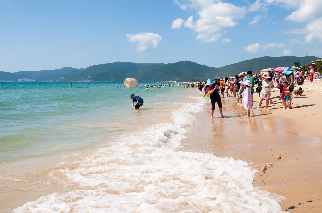 投资香港100亿,投资香港3000万