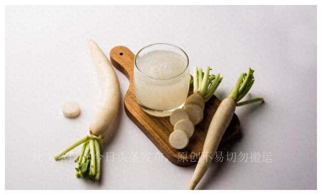 白萝卜煮鸡蛋正确做法,白萝卜煮鸡蛋早上喝还是晚上喝