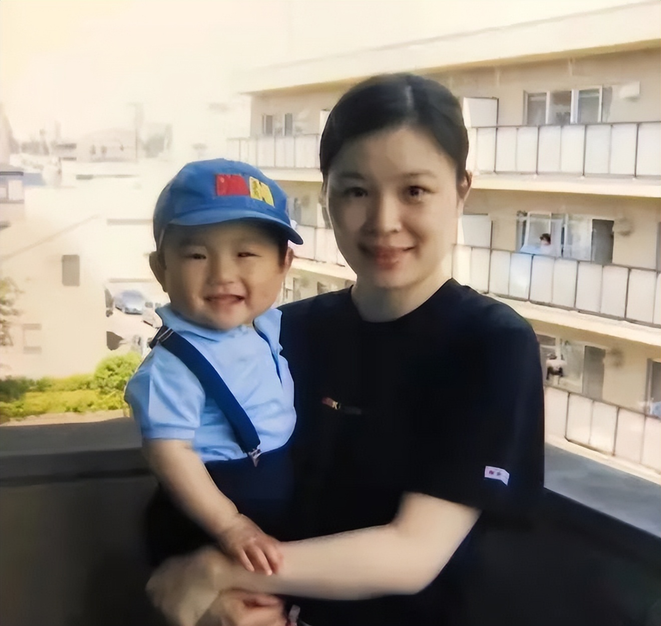 本次世乒赛张本智和输给谁,张本智和被国乒同龄人横扫一轮游