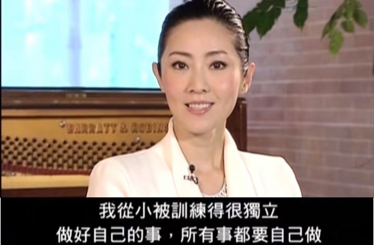 邵逸夫认她做红颜，向华胜为她抛弃张敏，张玉珊不嫁豪门自成豪门