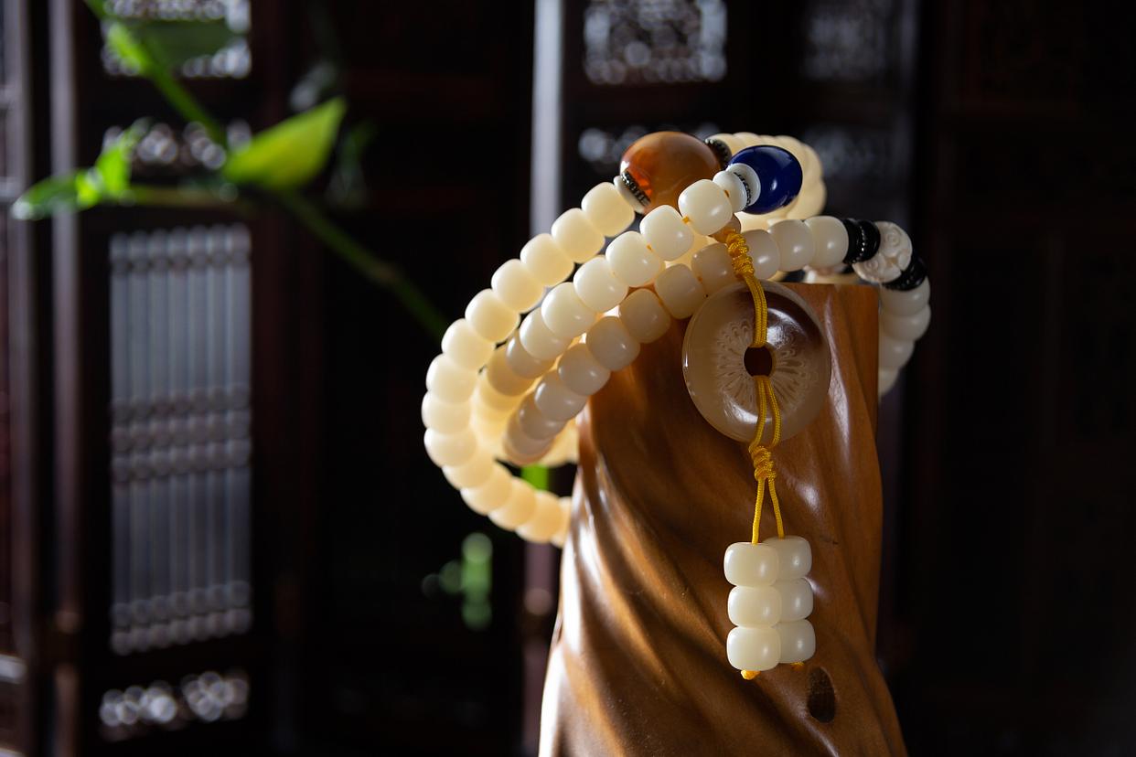 文玩手串有哪些讲究,各种文玩手串的穿法