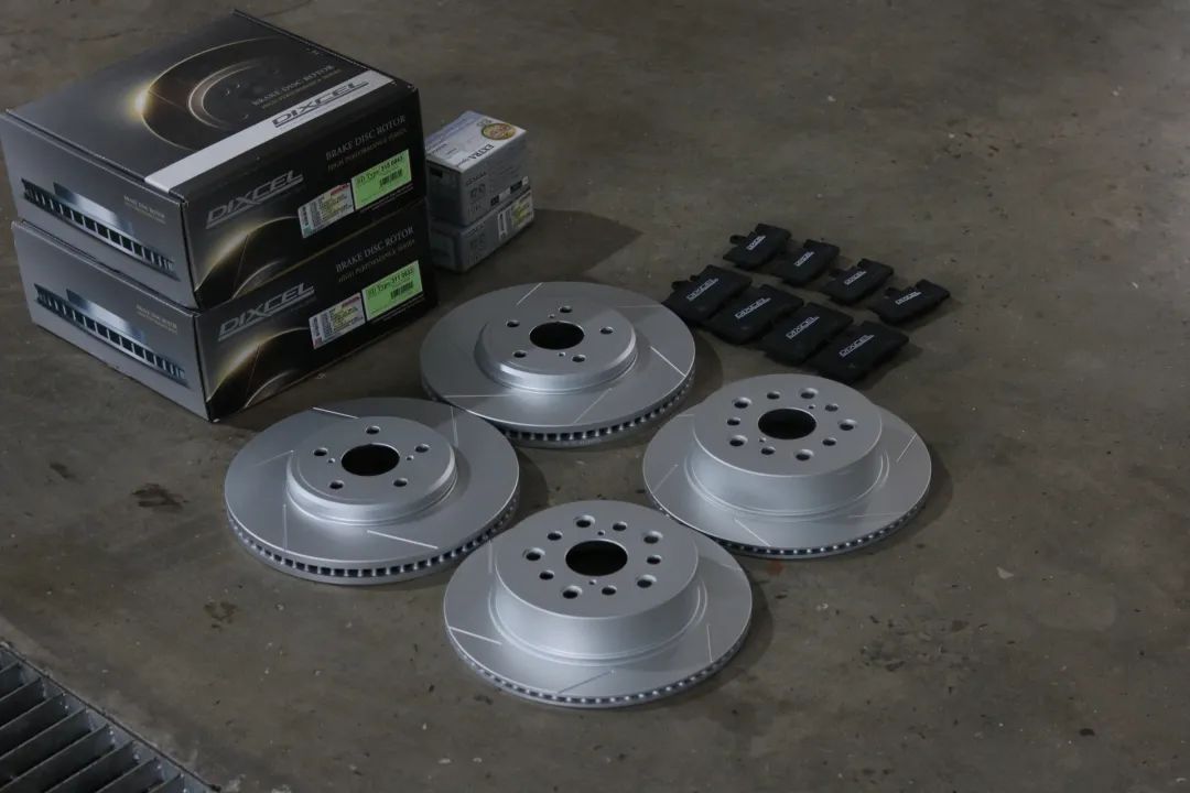 雷克萨斯ls430翻新修复,雷克萨斯ls430老车翻新作业