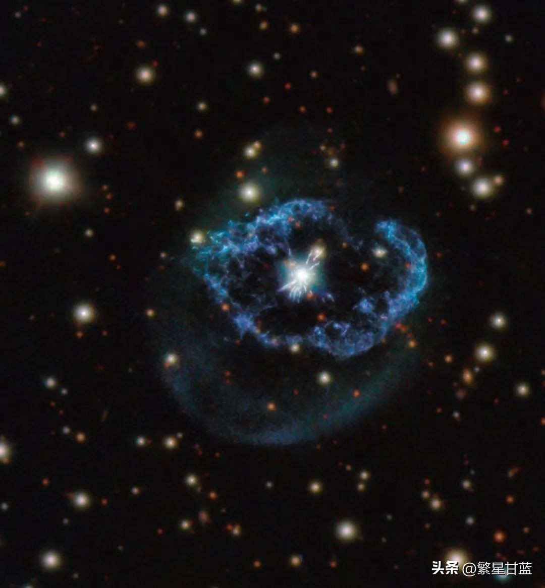 哈勃太空望远镜拍摄的照片,哈勃望远镜拍摄到的星系群