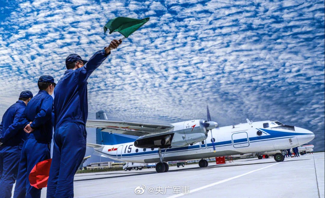 飞行员训练舰,福建舰搭载了什么类型的舰载飞机