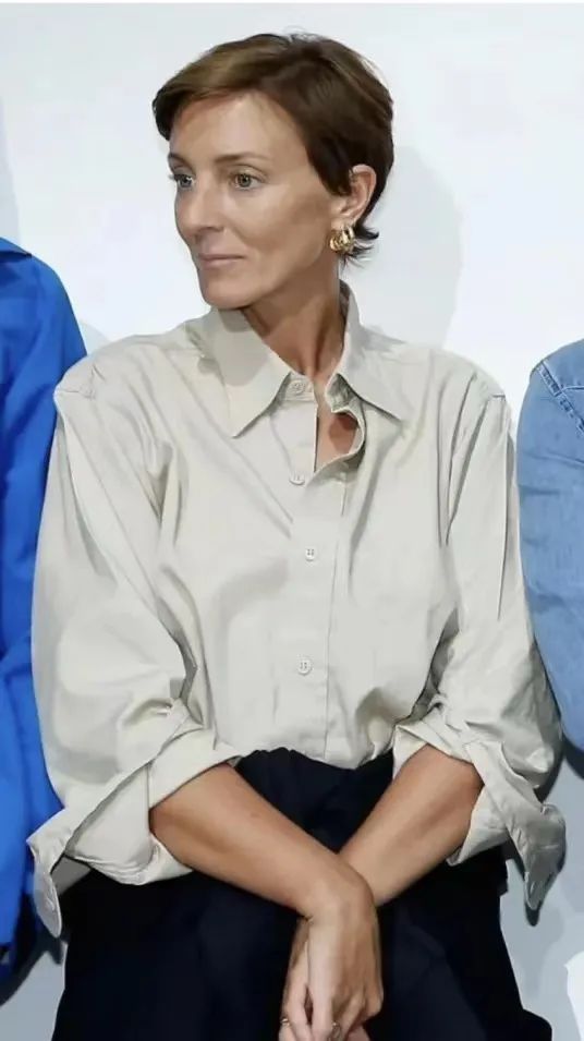 女干练职场穿搭技巧有哪些,职场优雅女性穿搭