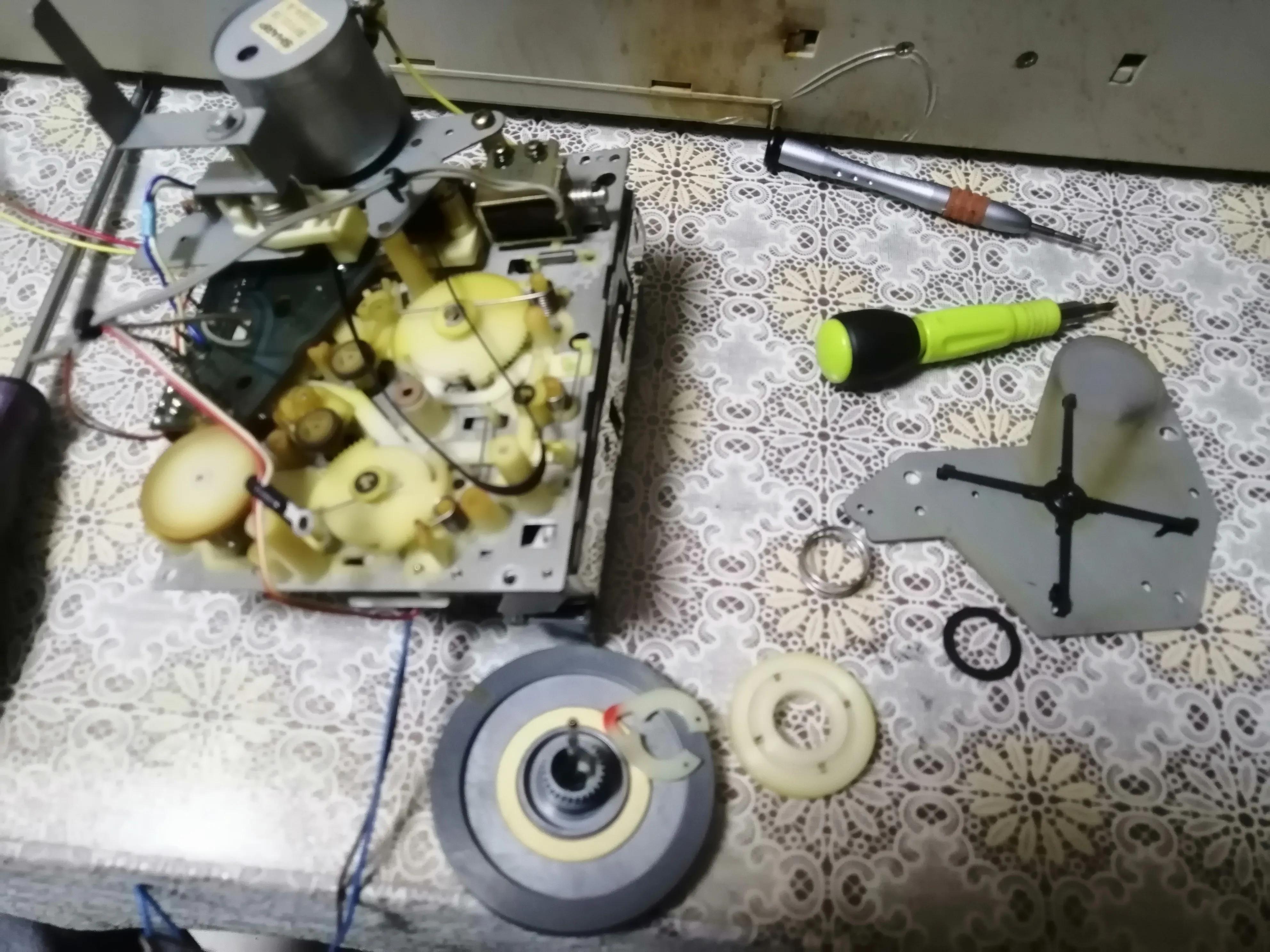 日本本土收录机夏普GF-535维修