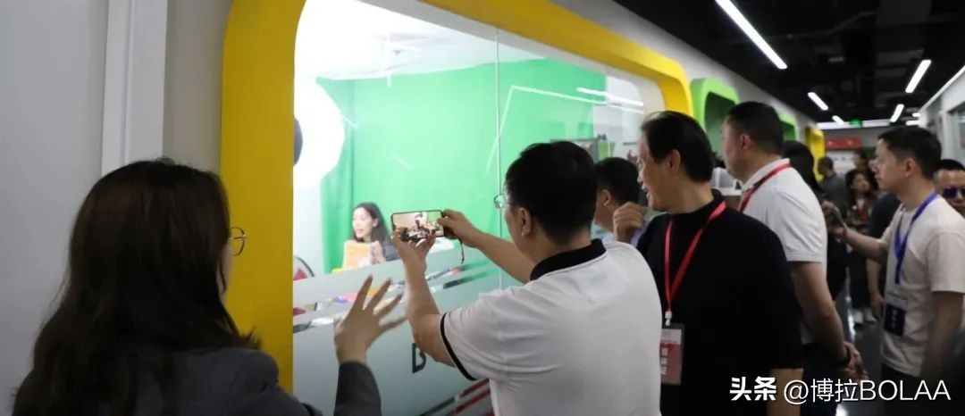 全球媒体聚焦中国经济,全球华文媒体齐聚