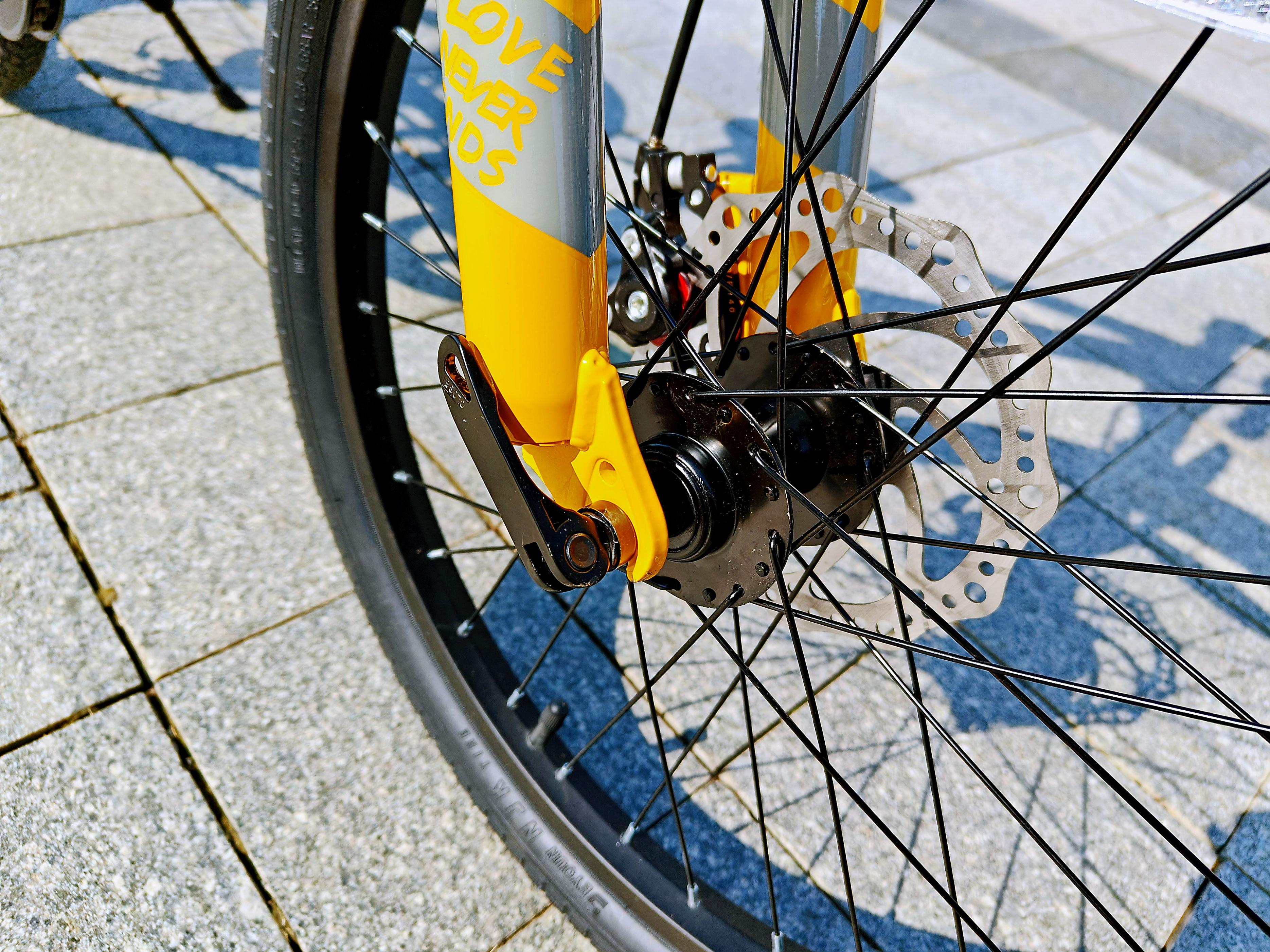 怎么样挑选一款适合儿童的自行车,儿童自行车选山地好还是选变速好