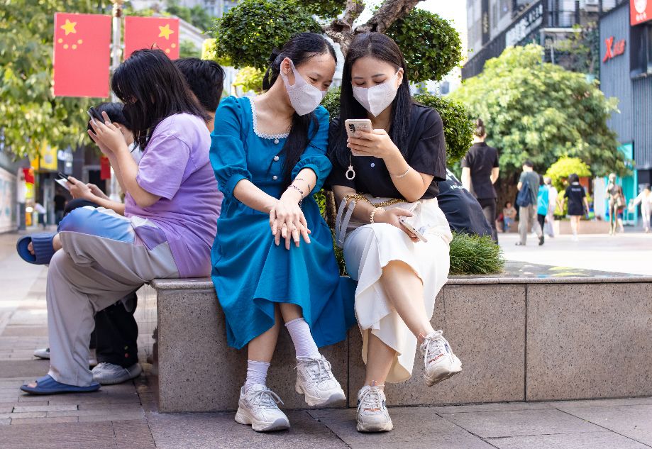 扫街变焦抓拍视频,永诺35mmf2z卡口扫街