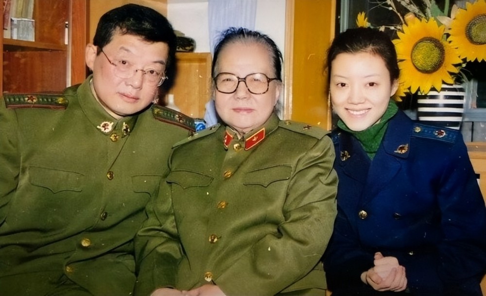 王丽云离婚后的生活,王丽云离婚了吗