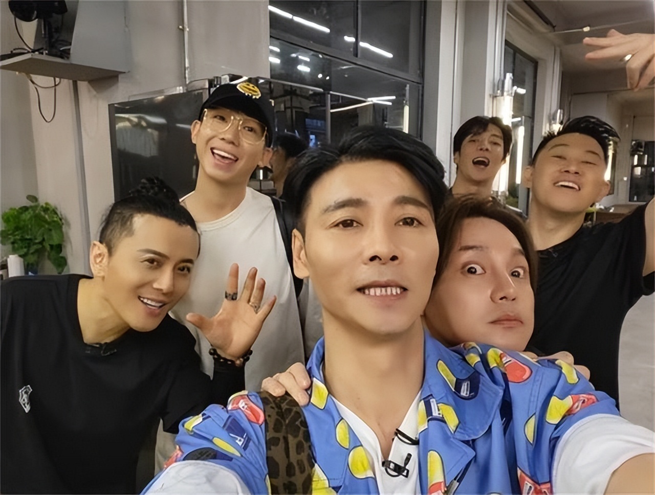 张晋白举纲高瀚宇录的视频短片,张晋高瀚宇白举纲合体