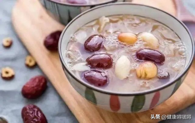 女人出现衰老,女性皮肤变松是衰老的表现吗