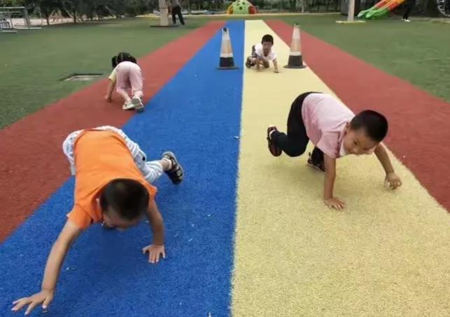 用身体讲课的老师，总是让你铭记终生