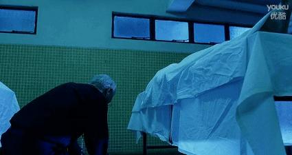 热血青年献血救人,热血青年救人