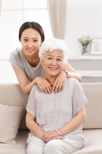 小叔子结婚买三金，婆婆让我一起去，没想到竟是为了给我也买一套