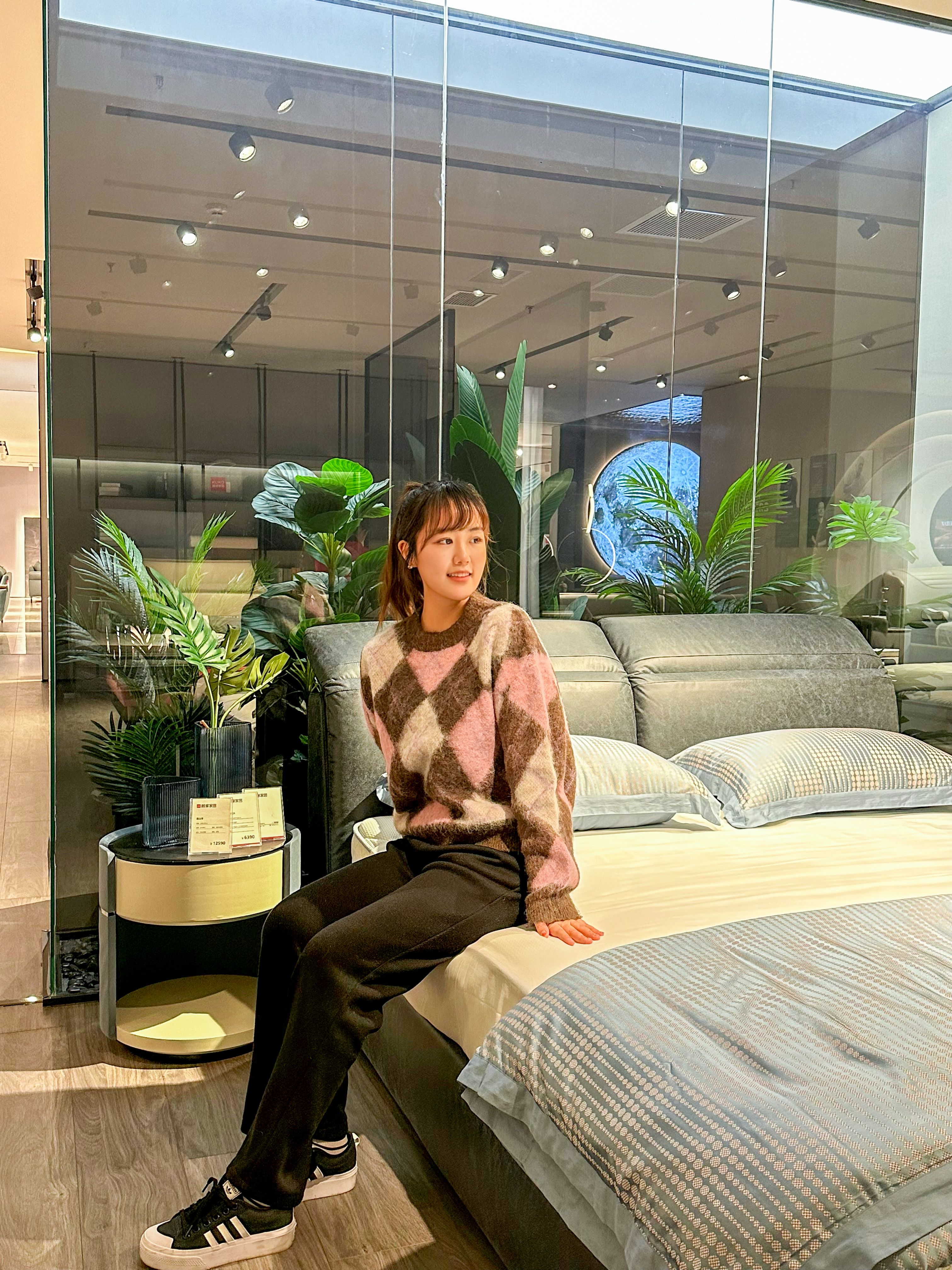 买建材、买家具，先去海博家居，各种优惠活动先到先得！