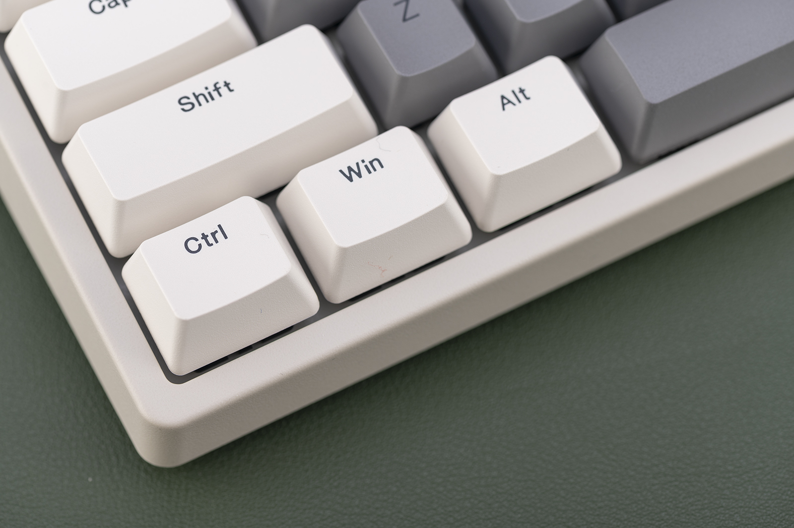 ikbc机械键盘w210女妖,勇于做减法