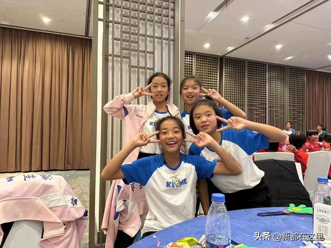 央视频道关注,各大媒体盛赞女足