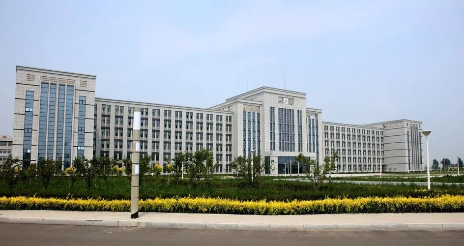 高考569分，哈尔滨理工、长春理工、长沙理工这3所大学，如何选？