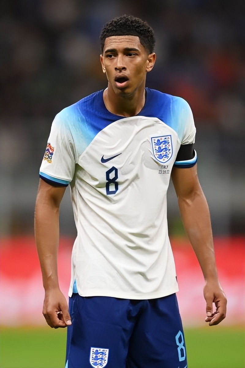 姆巴佩同期数据与梅西c罗对比,22年世界杯梅西和姆巴佩数据对比