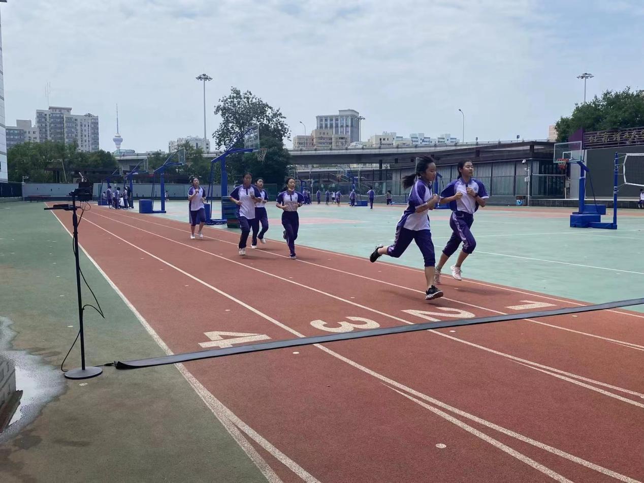 体育课加强课堂实效力求精准教学,智慧课堂让体育教学更科学